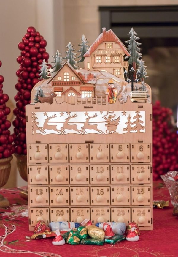 Goodsright Decor Wooden Christmas Advent Calendar, Countdown to Christmas, LED Holiday Decoration, Battery Operated, Reindeer Village