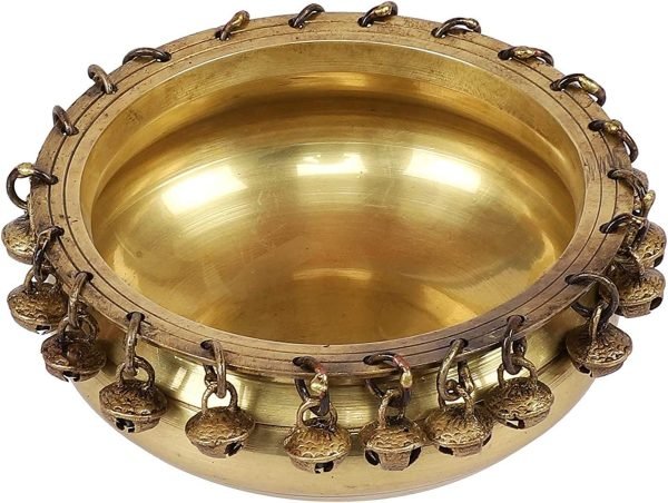 Goodsright Decor A Beautiful Pure Brass Urli Ethnic Traditional Bowl with Bells Showpiece, 1 Piece