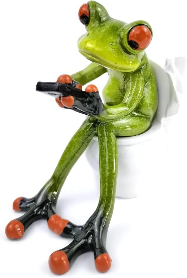 Goodsright Decor Frog Figurines Decor Funny Cute Craft Resin Frog Sculpture Statue for Home Office Desk Tabletop Bathroom Decoration, Ornament Gift (Fishing Frog)