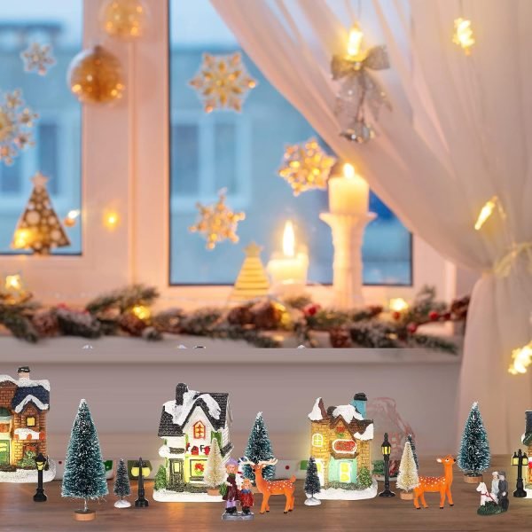 Goodsright Decor 31 Pcs Christmas Village Figurines Decoration Set Lighted LED Christmas Village Houses with Figurines and Snow Blanket Roll for Christmas Town Scene Desktop Ornaments Battery Operated Landscape Decor